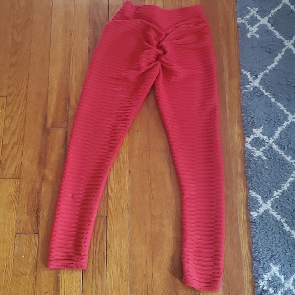 SMALL padded workout bra ONLY - Picture 7 of 8